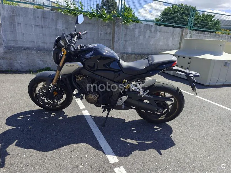 Honda CB 650 R – Vista 3