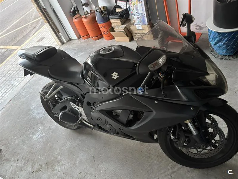 Suzuki GSX-R600 - Vista 3