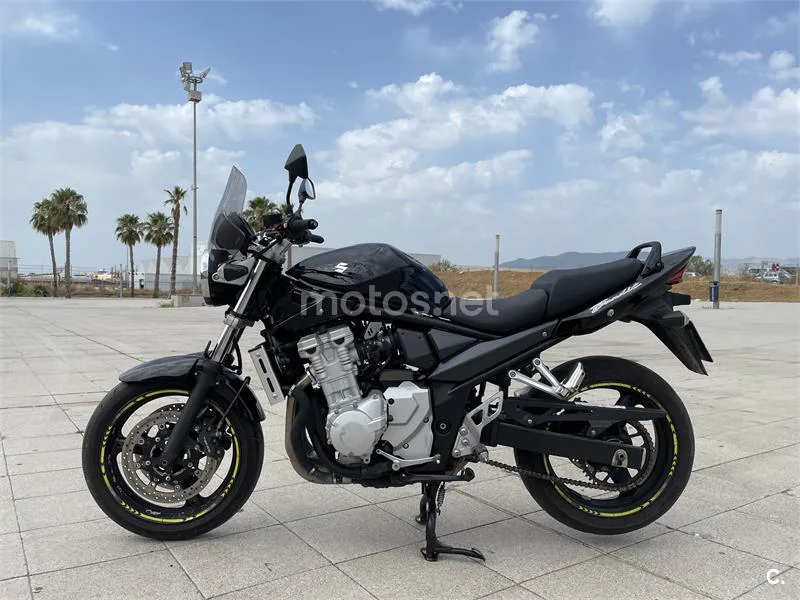 Suzuki Bandit 650 – Vista 4