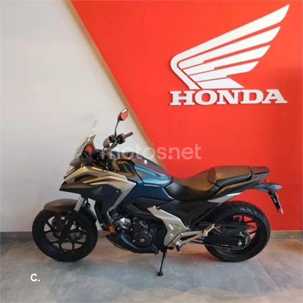 Honda NC 750 X – Vista 3