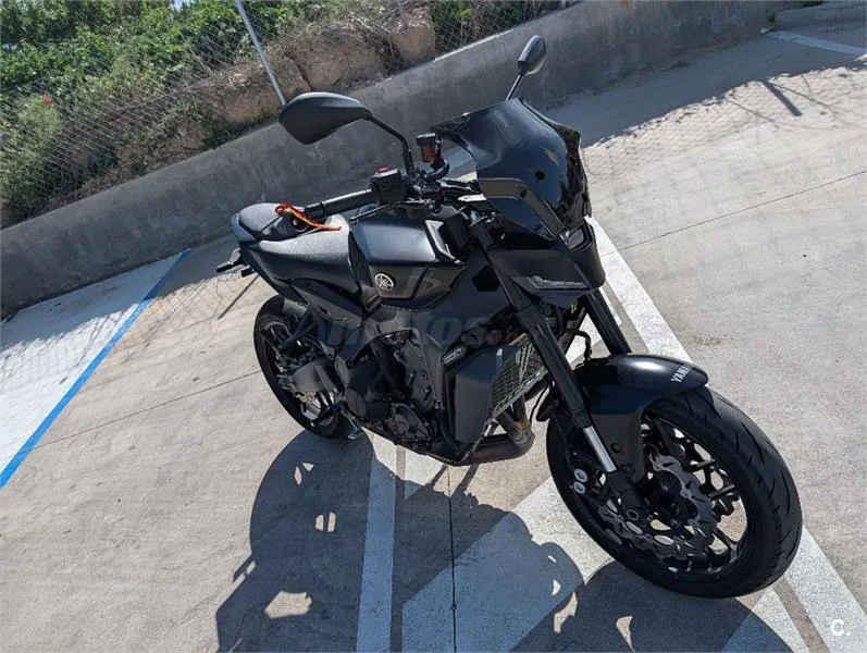 Yamaha MT-09 – Vista 2