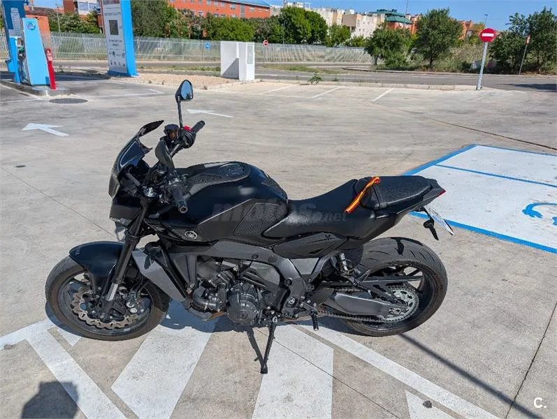 Yamaha MT-09 – Vista 4