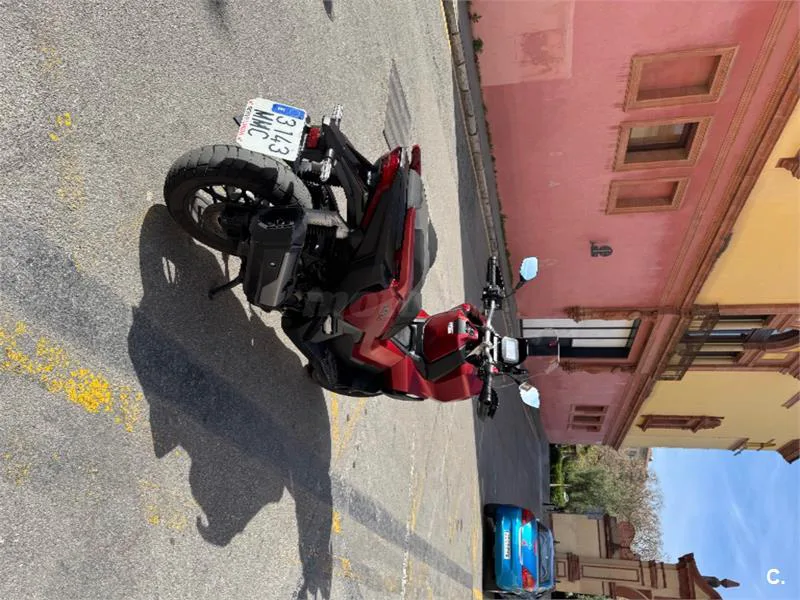 Honda ADV 350 – Vista 4