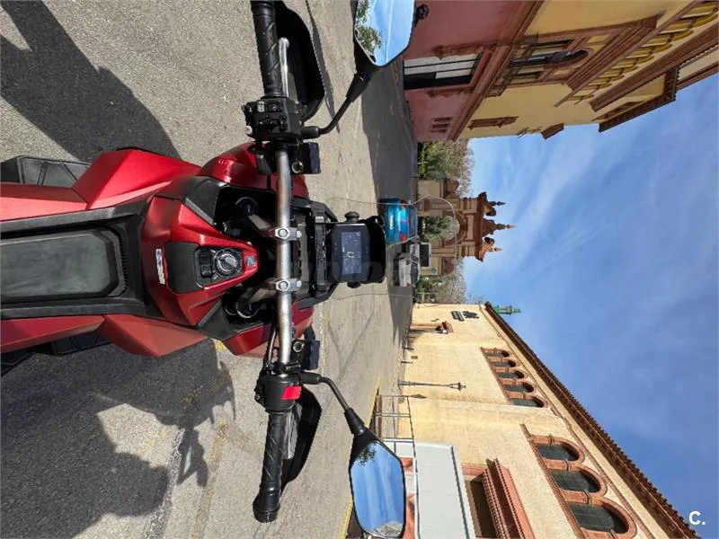 Honda ADV 350 – Vista 5