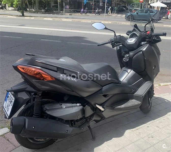 Yamaha XMAX 400 – Vista 3