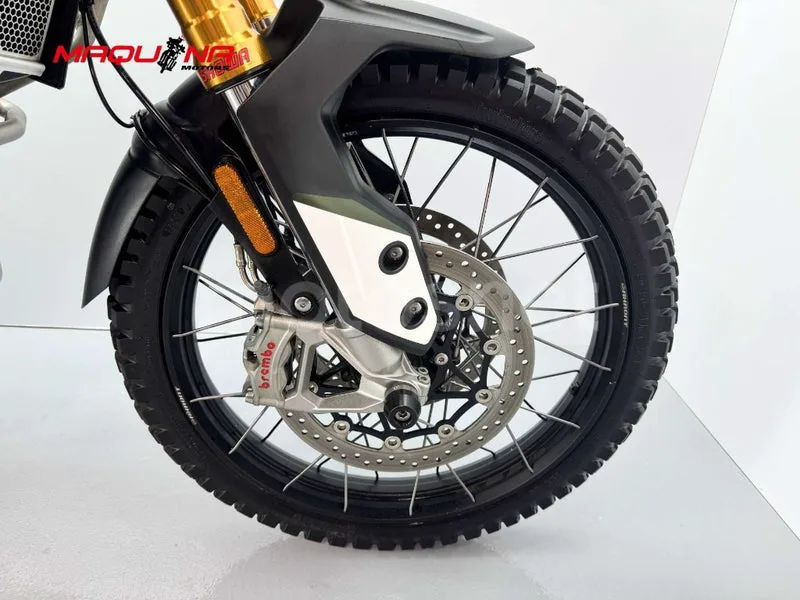 Triumph Tiger 900 – Vista 11