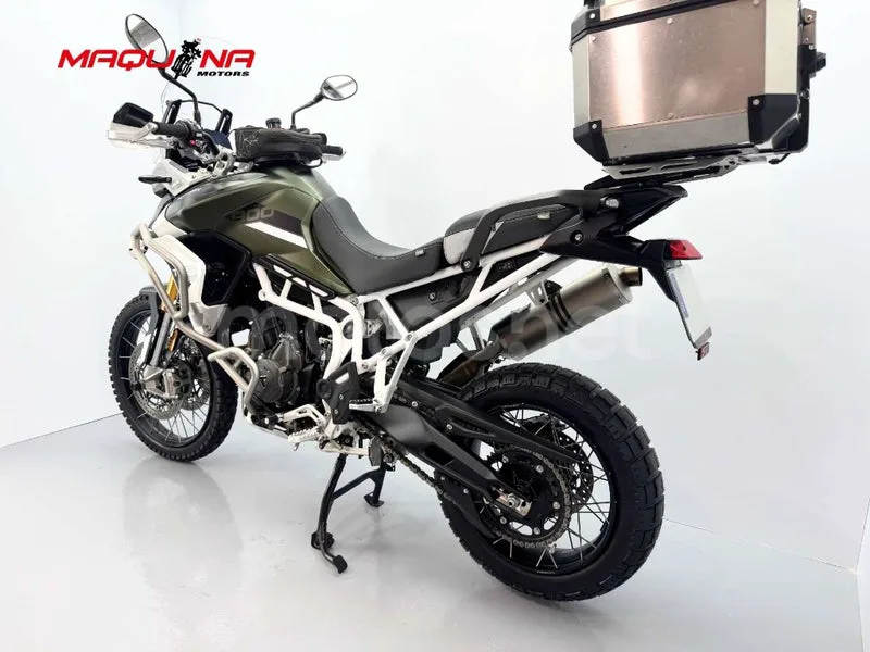 Triumph Tiger 900 – Vista 19