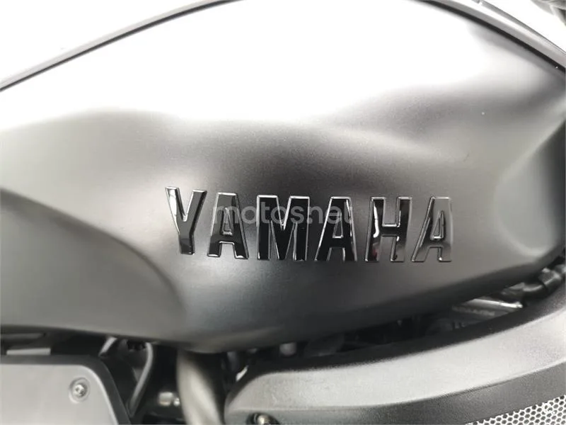 Yamaha XSR 700 – Vista 12