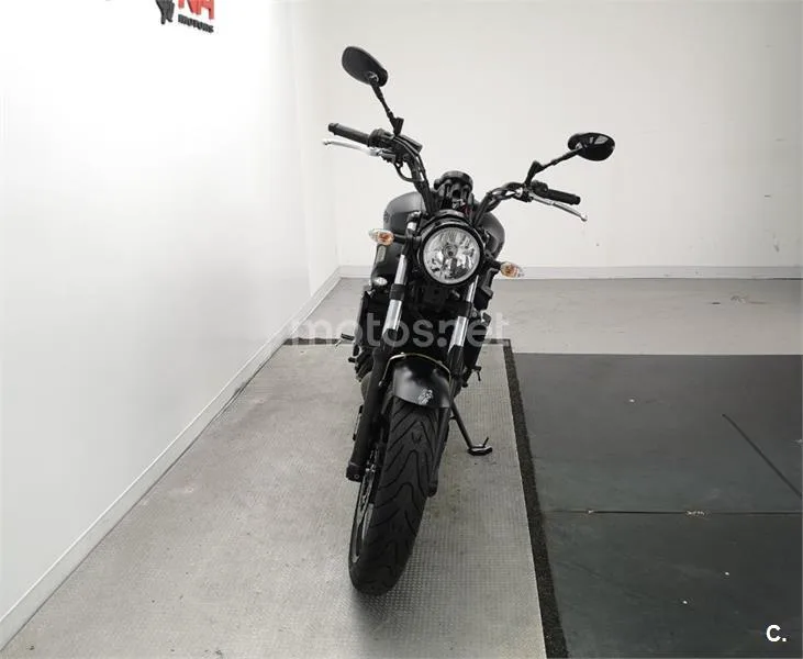 Yamaha XSR 700 – Vista 15