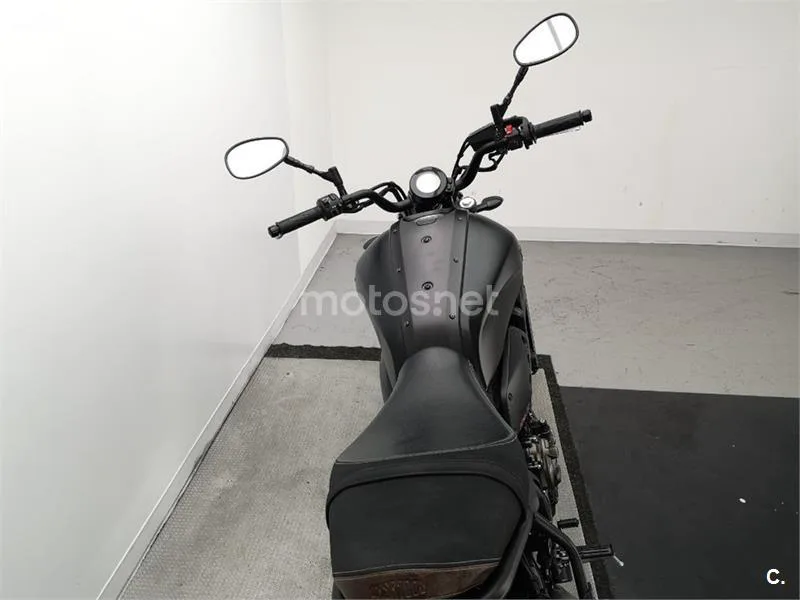 Yamaha XSR 700 – Vista 7