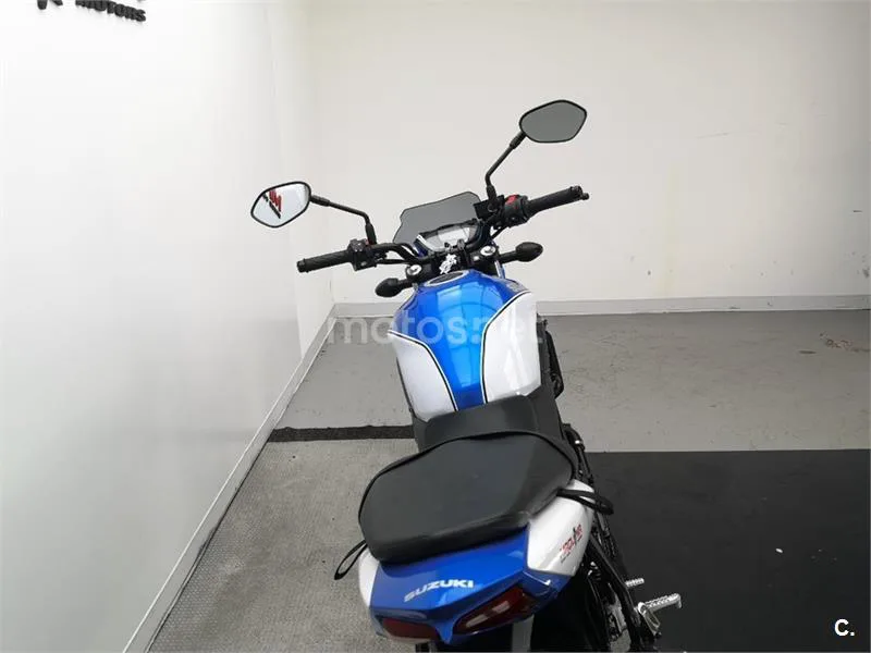 Suzuki SV 650 – Vista 7