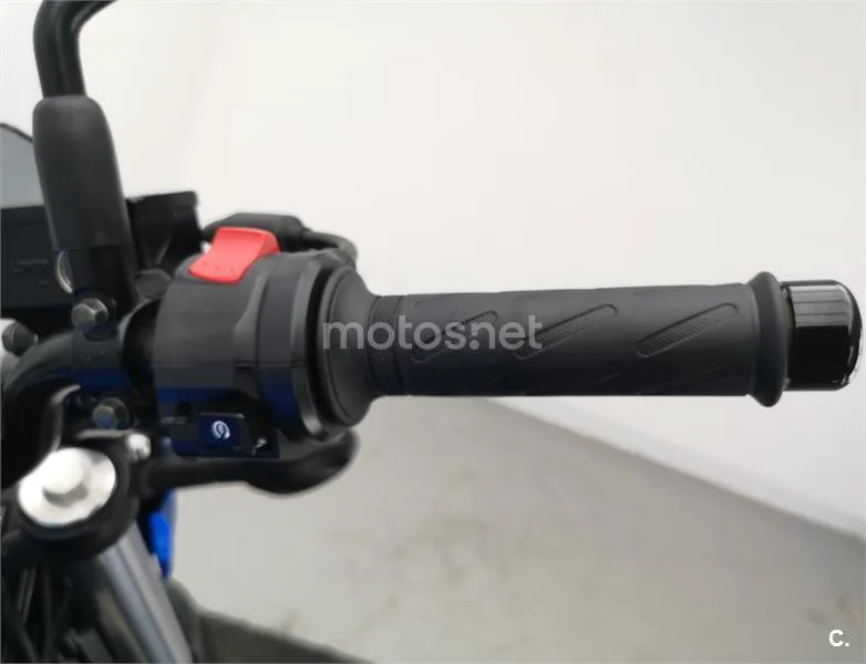 Suzuki SV 650 – Vista 8