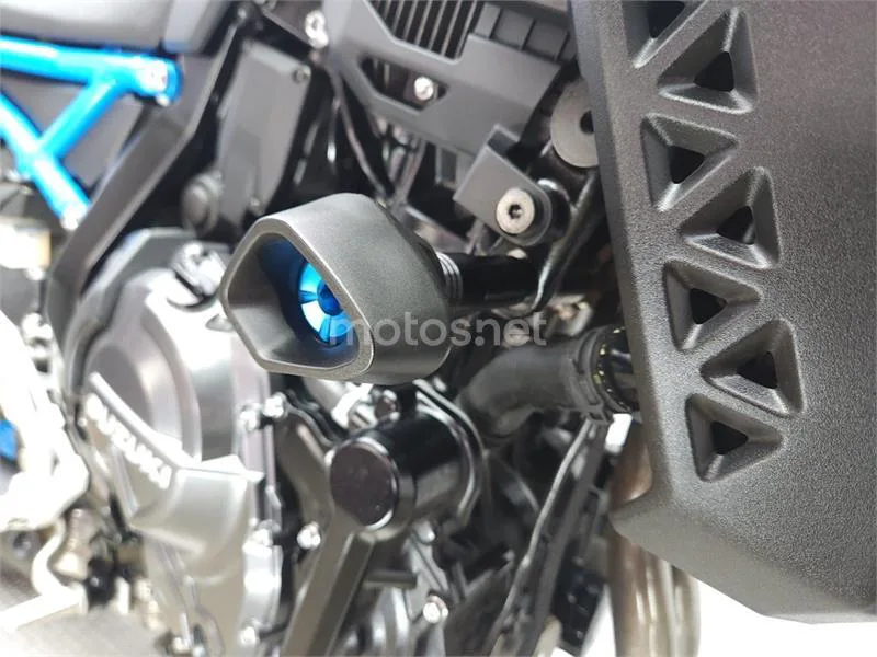 Suzuki GSX-8S – Vista 14