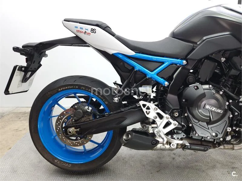 Suzuki GSX-8S – Vista 5