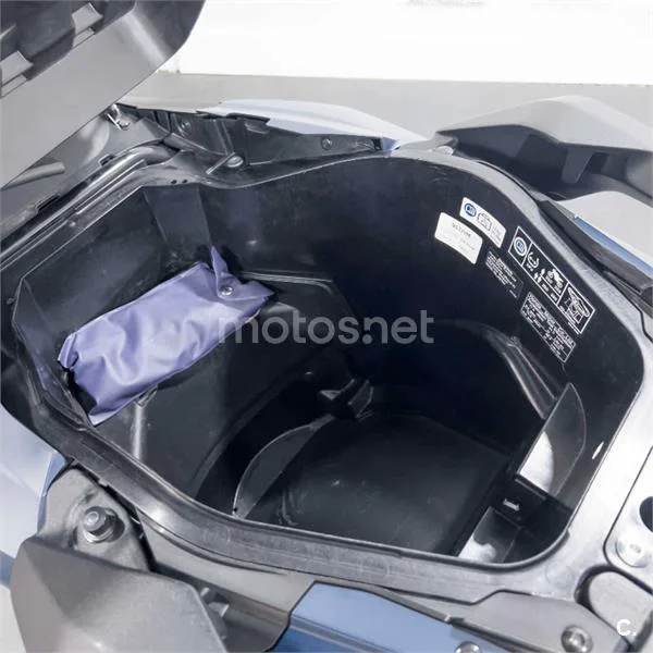 Honda Forza 750 – Vista 18