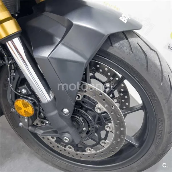 Honda Forza 750 – Vista 24