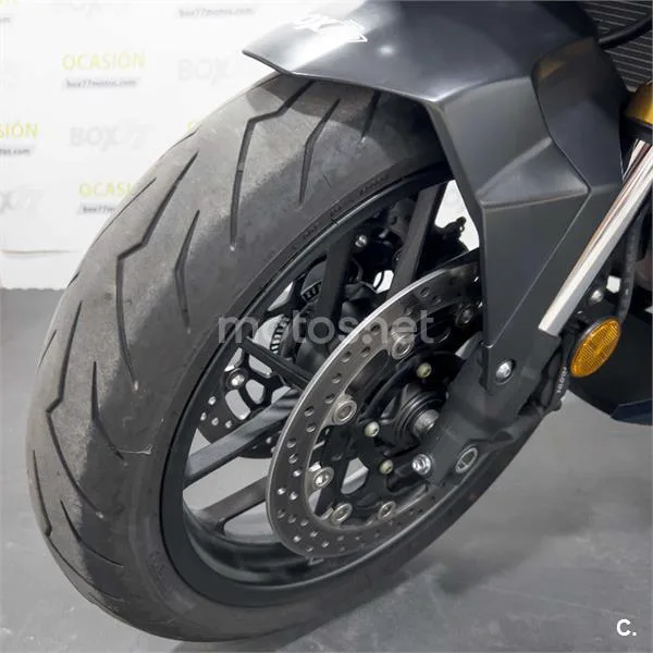 Honda Forza 750 – Vista 25