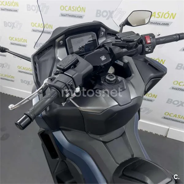 Honda Forza 750 – Vista 10