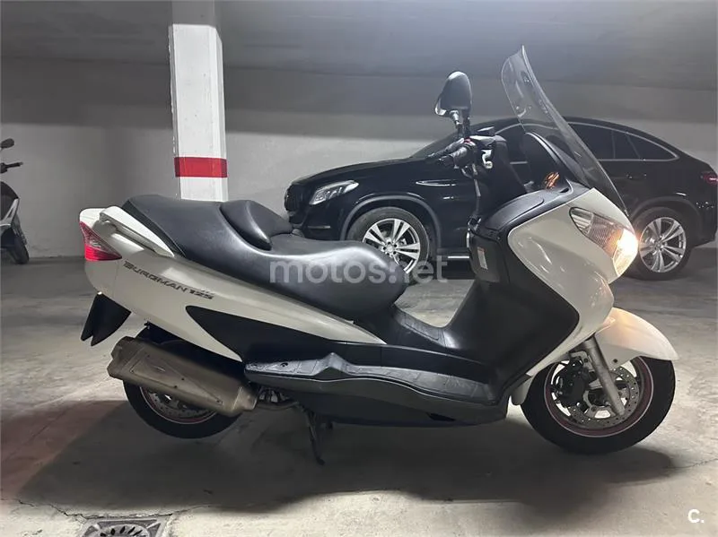 Suzuki Burgman 125 – Vista 2