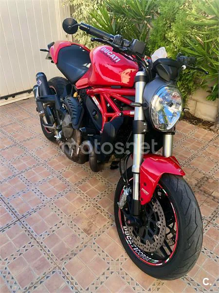 Ducati Monster 821 – Vista 5