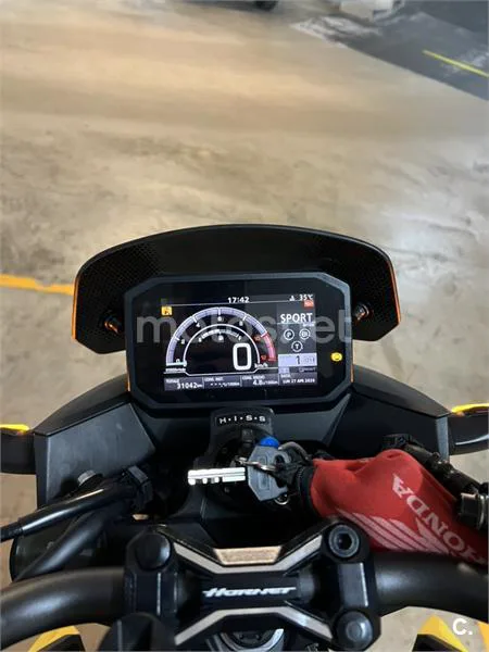 Honda CB 750 – Vista 2