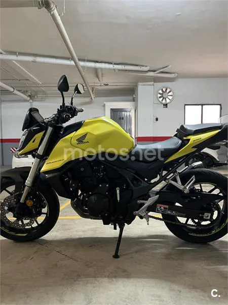 Honda CB 750 – Vista 5