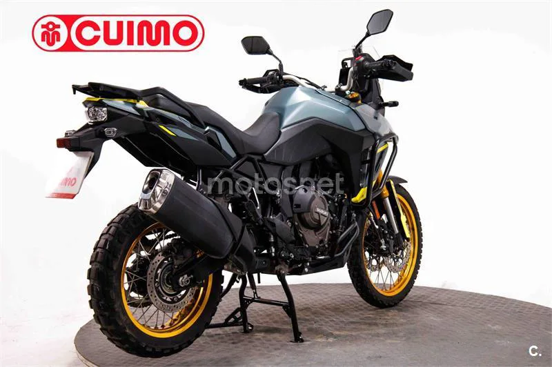 Suzuki V-Strom 800 – Vista 10