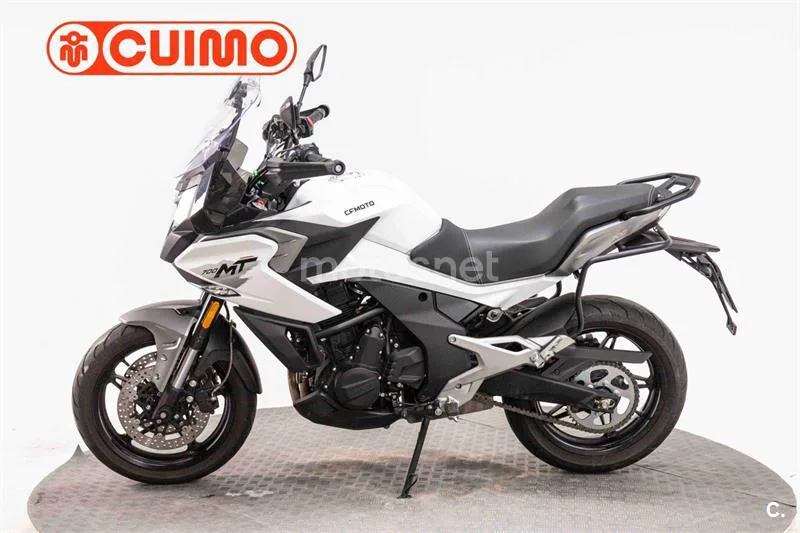 CFMOTO 700MT – Vista 17