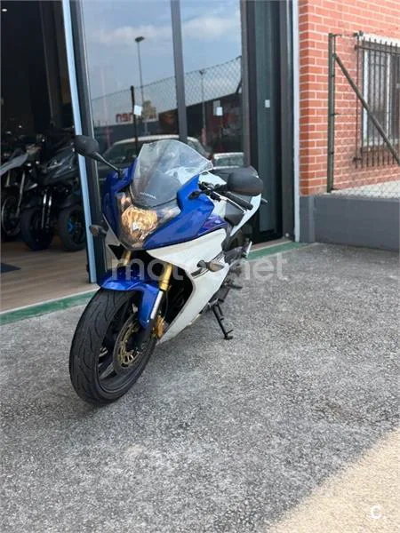 Honda CBR 600 F – Vista 3