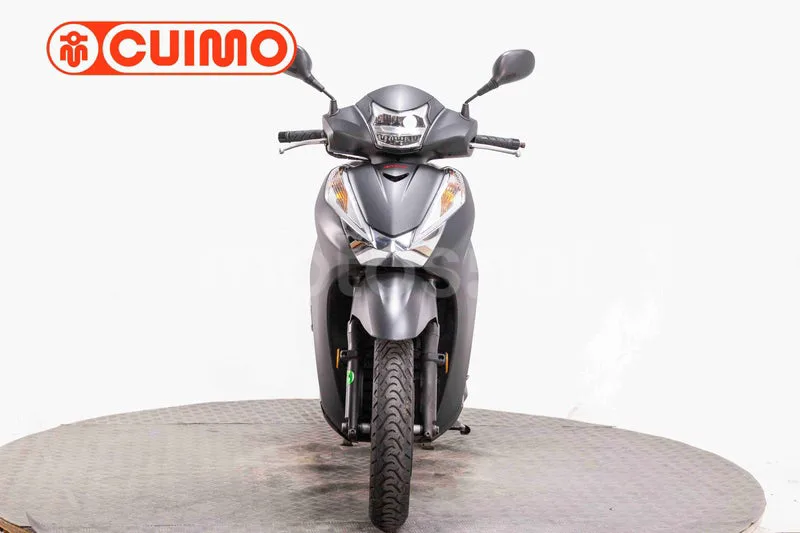 Honda SH 300i – Vista 20