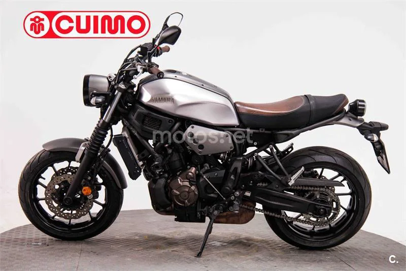 Yamaha XSR 700 – Vista 13