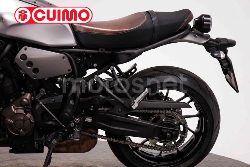 Yamaha XSR 700 – Vista 15