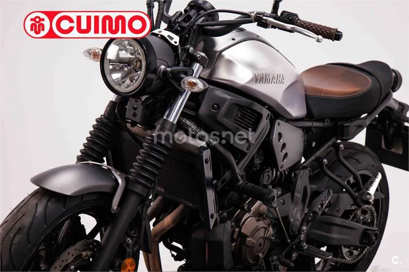 Yamaha XSR 700 – Vista 17