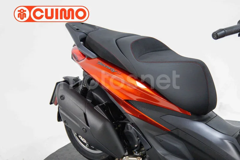 Piaggio Beverly 400 – Vista 4
