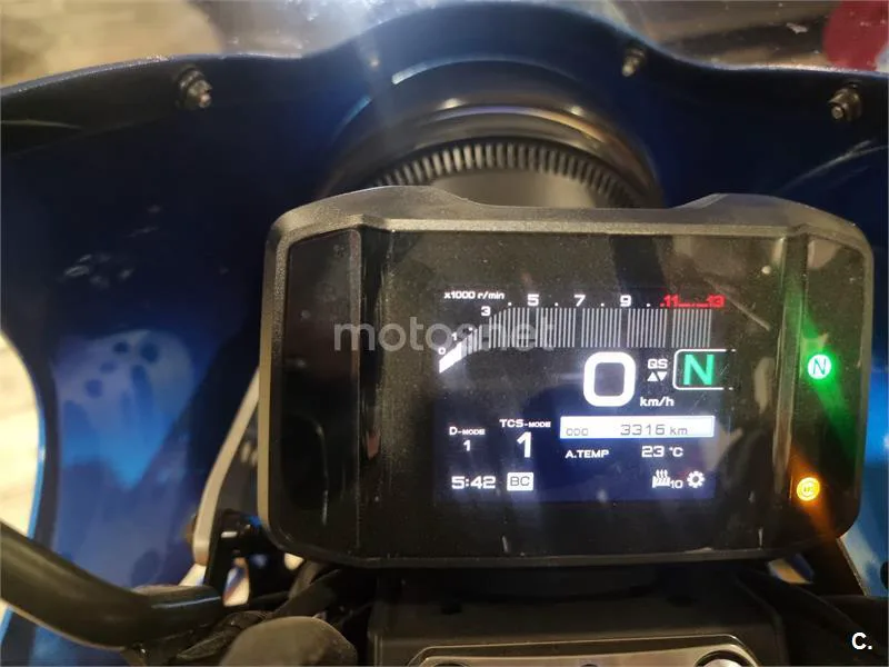 Yamaha XSR900 – Vista 2