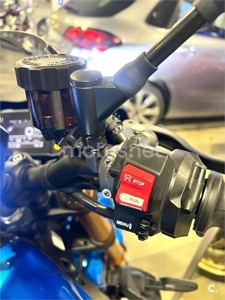 Yamaha XSR900 – Vista 12