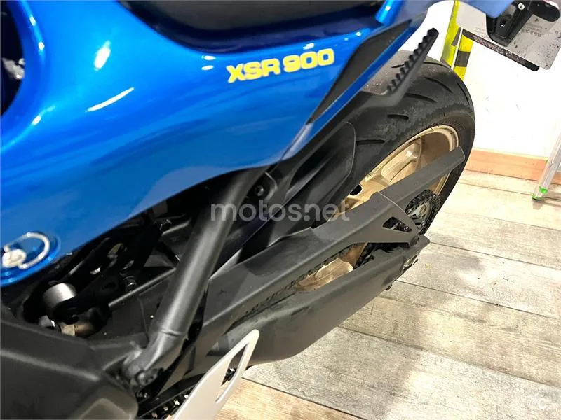Yamaha XSR900 – Vista 6