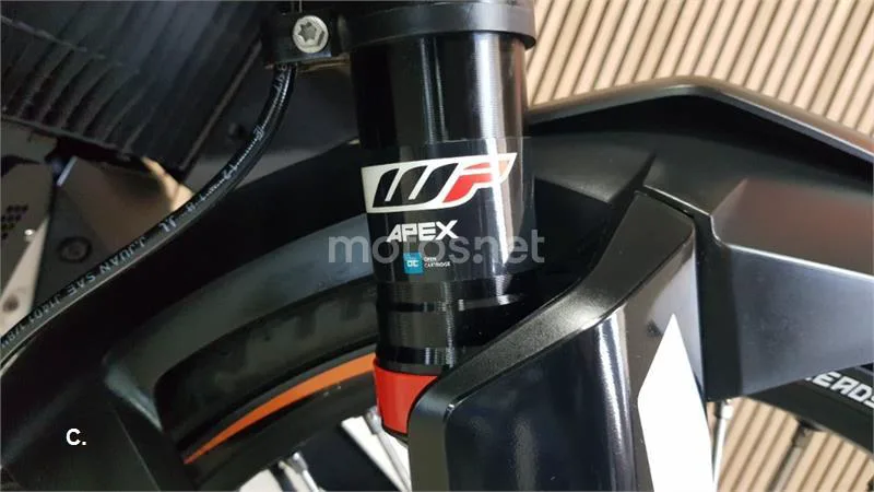 KTM 790 – Vista 16