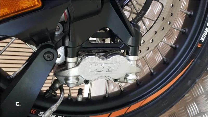 KTM 790 – Vista 17