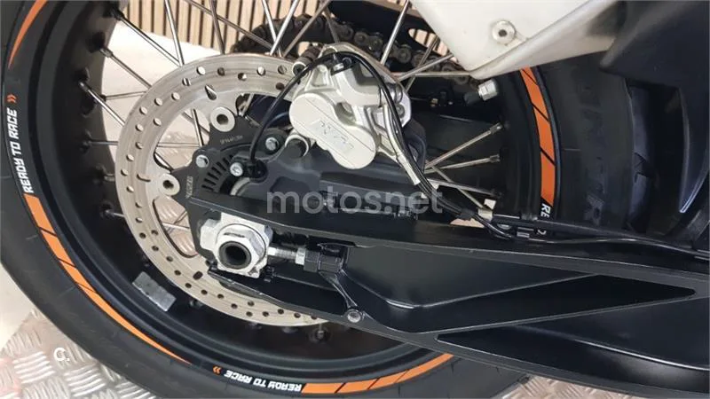 KTM 790 – Vista 19