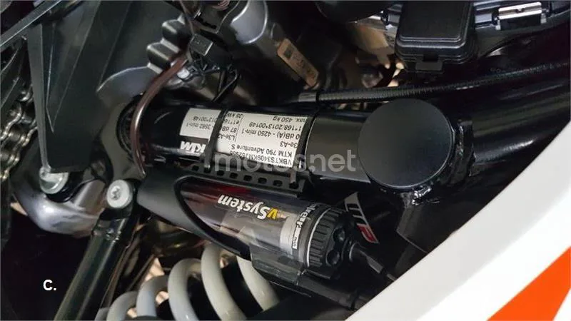 KTM 790 – Vista 30