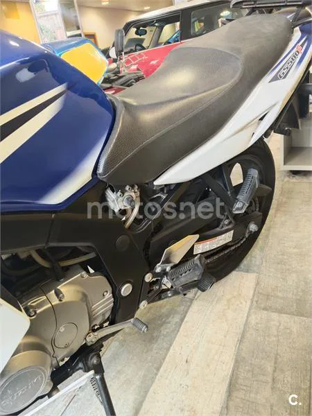 Suzuki GS 500 – Vista 3