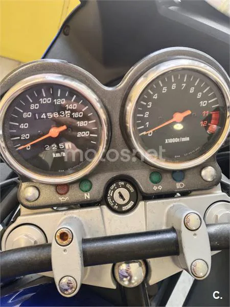 Suzuki GS 500 – Vista 5