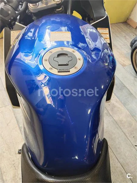 Suzuki GS 500 – Vista 7