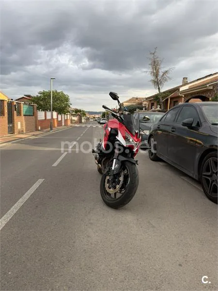 Kawasaki Z 800 – Vista 3