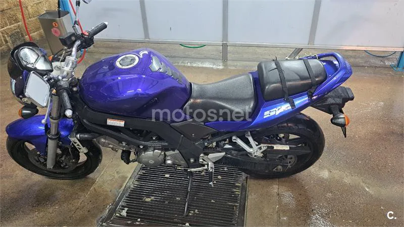 Suzuki SV 650 – Vista 3