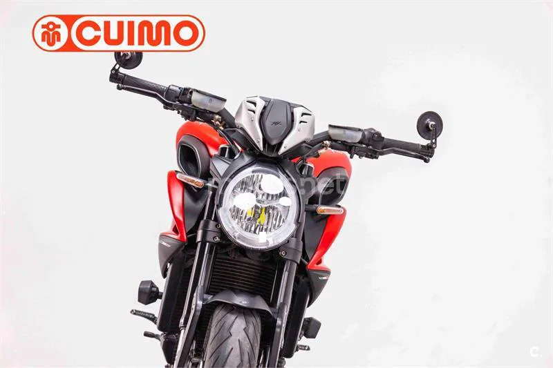 MV Agusta Dragster 800 – Vista 21