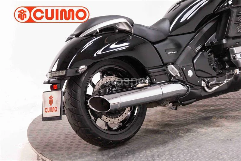 Honda GL 1800 Gold Wing – Vista 11