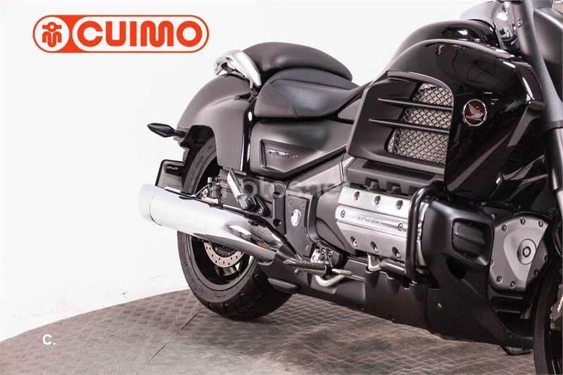 Honda GL 1800 Gold Wing – Vista 4
