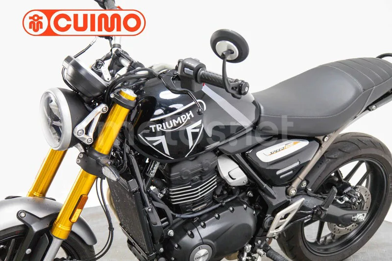 Triumph Speed 400 – Vista 18